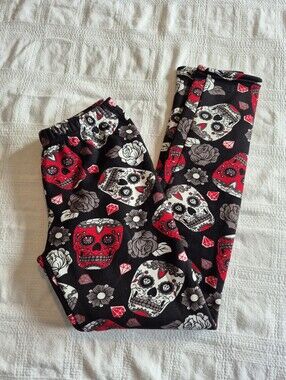 Just Cozy women's Medium sugar Skull leggings, fuzzy lined VGUC